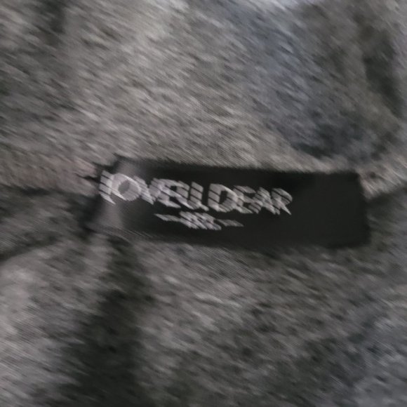 🩵 Grey Tank Top - Picture 3 of 4